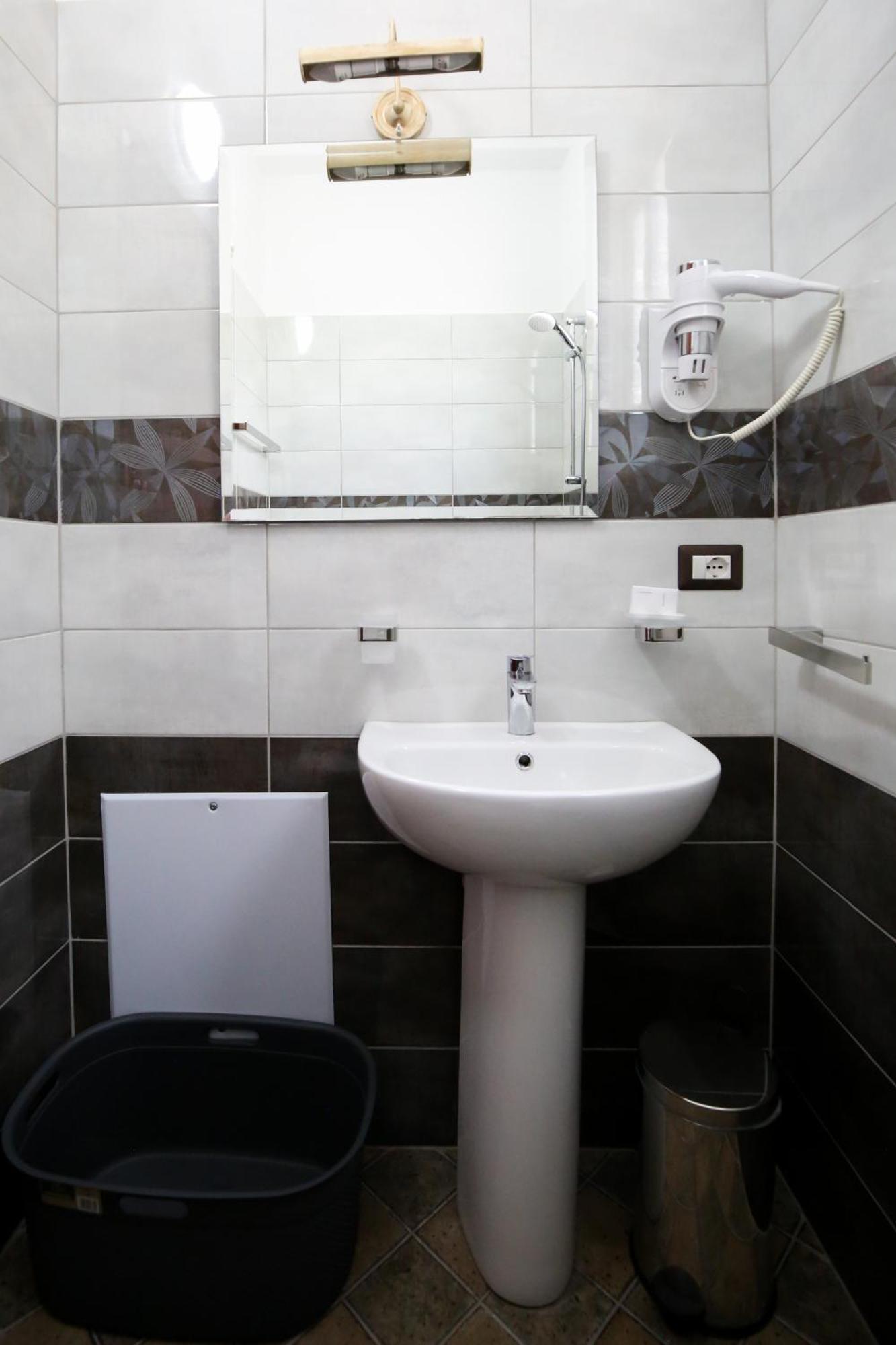 Hotel Vd Roleks Avlonya Dış mekan fotoğraf